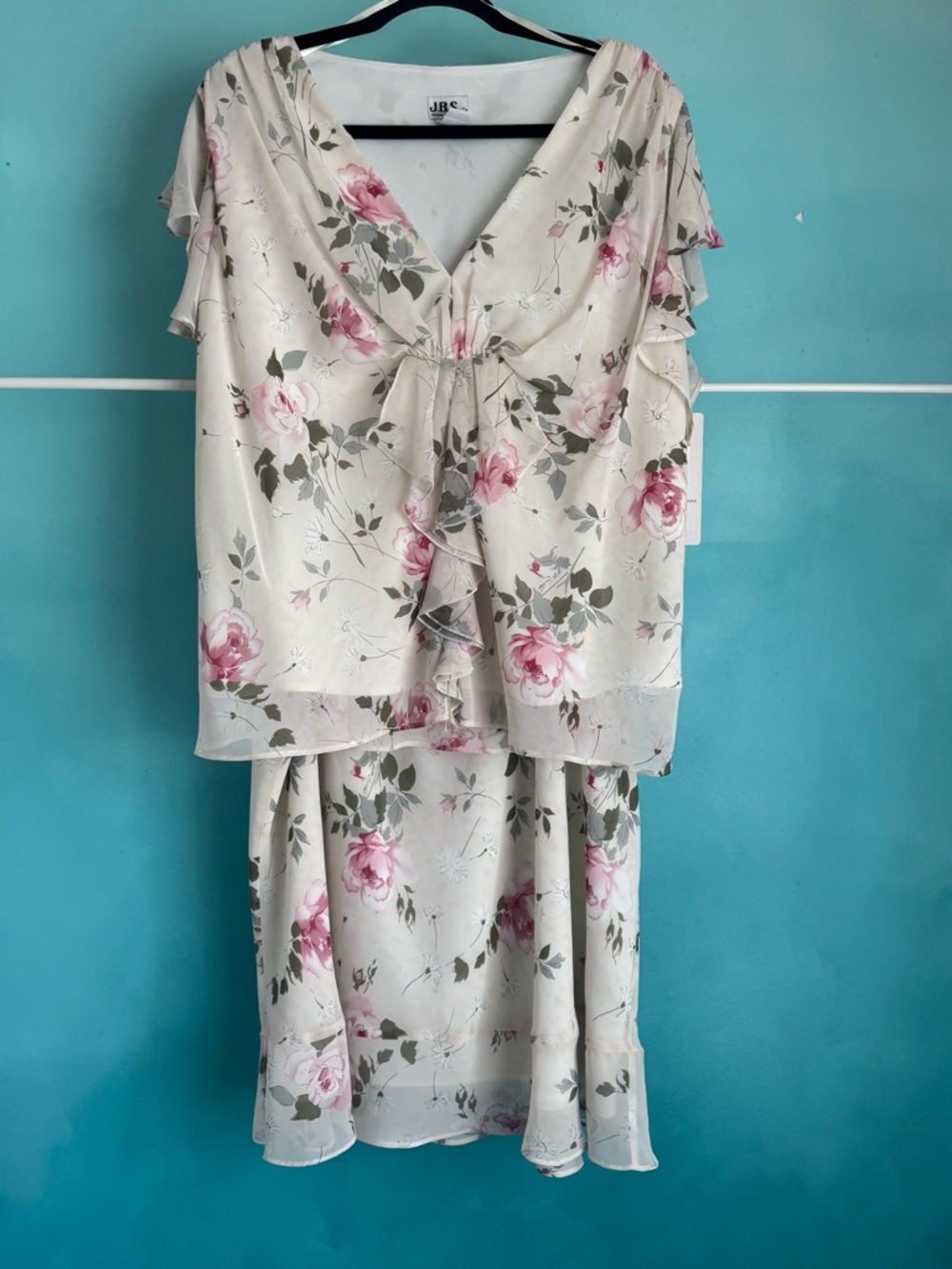 J.B.S. Cream Floral Skirt Set with Pink Roses (top 20wp/skirt 24wp)